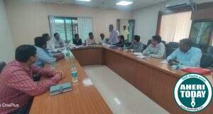 आमदार डॉ.देवरावजी होळी यांचे अध्यक्षतेखाली कॉम्प्लेक्स विश्रामगृहामध्ये तिन्ही तालुक्यातील प्रमुख अधिकारी-यांची बैठक संपन्न : क्रीडांगनांच्या बांधकामा संदर्भात व सद्यस्थितीबाबत घेतला आढावा