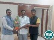 खासदार अशोकजी नेते यांनी केले माजी.जि.प.अध्यक्ष अजयभाऊ कंकडालवार यांचे अभिनंदन