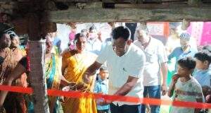 माजी जि.प.अध्यक्ष तथा अहेरी बाजार समिती सभापती अजयभाऊ कंकडालवार यांच्या हस्ते डान्स कार्यक्रमाचे उदघाटन