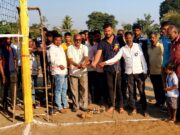 सामाजिक कार्यकर्ते चालेवार काकाजी यांच्या हस्ते भव्य व्हाॅलीबाॅल स्पर्धेचे उदघाटन