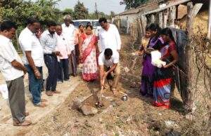 जि.प.माजी अध्यक्ष अजयभाऊ कंकडालवार यांच्या हस्ते ग्रामपंचायत नागेपल्ली येथे विकासकामांचे भूमिपूजन