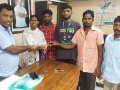 माजी जि.प.अध्यक्ष अजयभाऊ कंकडालवार यांनी आत्राम परिवाराला आर्थिक मदत