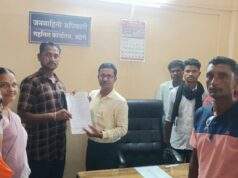 माजी जि.प.अध्यक्ष अजयभाऊ कंकडालवार यांचा मार्गदर्शनाखाली अहेरी तहसीलदार साहेबांना निवेदन