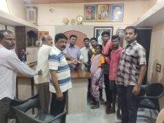 काँग्रेस अहेरी विधानसभा क्षेत्राचे समन्वयक अजय कंकडालवार यांचाकडून मेश्राम परिवाराला आर्थिक मदत