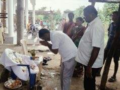 काँग्रेस अहेरी विधानसभा क्षेत्राचे समन्वयक अजयभाऊ कंकडालवार यांनी तेरवी कार्यक्रमाला उपस्थित