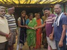 माजी जि.प.अध्यक्ष अजयभाऊ कंकडालवार यांचा कडून वाघाडे परिवाराला अंत्यविधी कार्यक्रमाला आर्थिक मदत