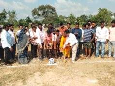 माजी जि.प.अध्यक्ष अजय कंकडालवार यांनी फुटबॉल सामन्याचे थाटात उदघाटन संपन्न