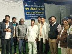 माजी जि.प.अध्यक्ष अजय कंकडालवार व हनमंतु मडावी यांनी श्रीश्री ठाकूर अनुकुलचंद्र जी वनभोजन उत्सव कार्यक्रमला उपस्थित