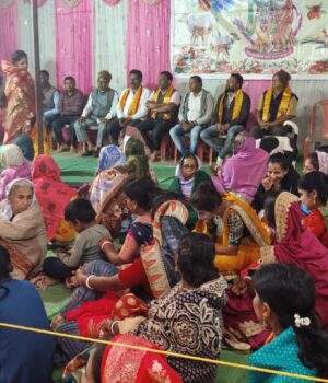 माजी जि.प.अध्यक्ष अजय कंकडालवार यांच्या हस्ते अष्टमप्रहार महानाम संकीर्तन,भागवत प्रवचन कार्यक्रमाचे उदघाटन