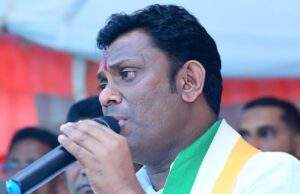 रस्त्याचे काम त्वरित करा अन्यथा आंदोलन माजी जिल्हा परिषद अध्यक्ष अजय कंकडालवार