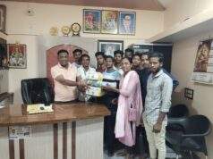 कम्मासूर येथील युवकांना माजी जि.प.अध्यक्ष अजय कंकडालवार यांनी व्हाॅलीबाॅल – नेट दिली भेट