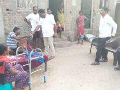 माजी जि.प.अध्यक्ष अजय कंकडालवार यांच्याकडून अपघातग्रस्त वनपाकलवार कुटुंबाला उपचारासाठी आर्थिक मदत