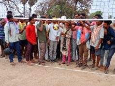 माजी सभापती भास्कर तलांडे यांचा हस्ते भव्य ग्रामीण व्हाॅलीबाॅल स्पर्धेचे उदघाटन
