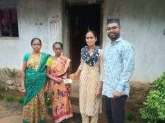 दुःखाच्या काळात दिलासा : अजय कंकडालवार यांच्याकडून नीलाबाई कुमरे यांना मदतीचा हात