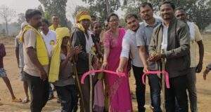 धुडेपल्ली येथे जय पेरसापेन क्रीडा मंडळ आयोजित भव्य ग्रामीण व्हॉलीबॉल व कबड्डी स्पर्धेला उत्साहात सुरुवात