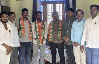 नारायणपूर येथील राष्ट्रवादी काँग्रेसचे मुख्य कार्यकर्त्यांची काँग्रेस पक्षात जाहीर पक्षप्रवेश…नारायणपूर येथे रा.कॉ.अजित पवार गटाला जबर धक्का