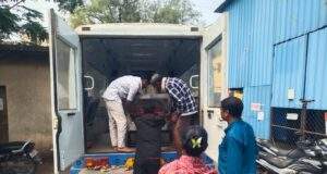 मृतदेह स्व:गावी पोहोचविण्यासाठी कंकडालवार यांनी करून दिली खाजगी रुग्णवाहिकेची व्यवस्था