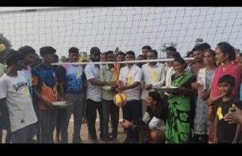 वीर बाबुराव सडमेक मंडळ, चिरेपली(कोत्तागुडम) तर्फे भव्य खुले ग्रामिण व्हॉलीबॉल सामने