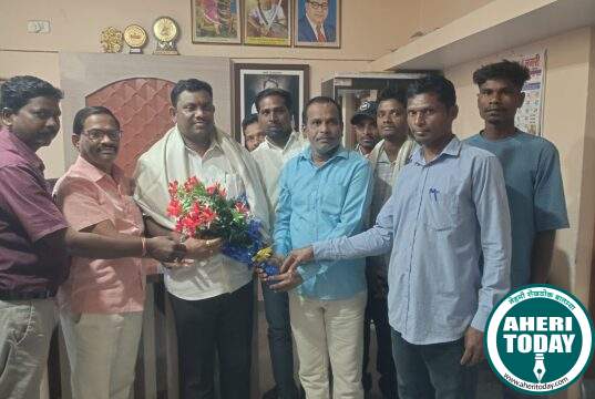 काँग्रेस पदाधिकाऱ्यांकडून डॉक्टरेट पदवी बहाल झाल्याबद्दल अजय कंकडालवार यांचा सत्कार…सिरोंचा तालुक्यातील सर्व निवडणुका ताकदीने लढण्याचे कंकडालवार यांचे कार्यकर्त्यांना ग्वाही