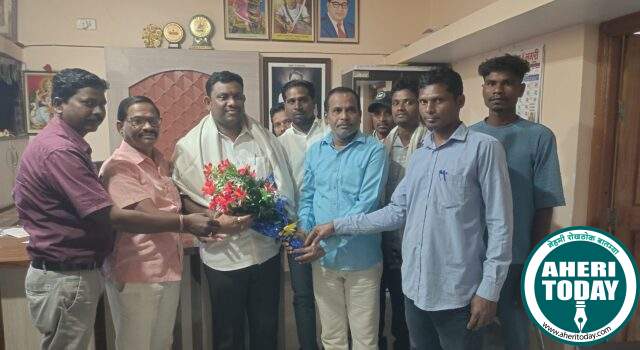 काँग्रेस पदाधिकाऱ्यांकडून डॉक्टरेट पदवी बहाल झाल्याबद्दल अजय कंकडालवार यांचा सत्कार…सिरोंचा तालुक्यातील सर्व निवडणुका ताकदीने लढण्याचे कंकडालवार यांचे कार्यकर्त्यांना ग्वाही